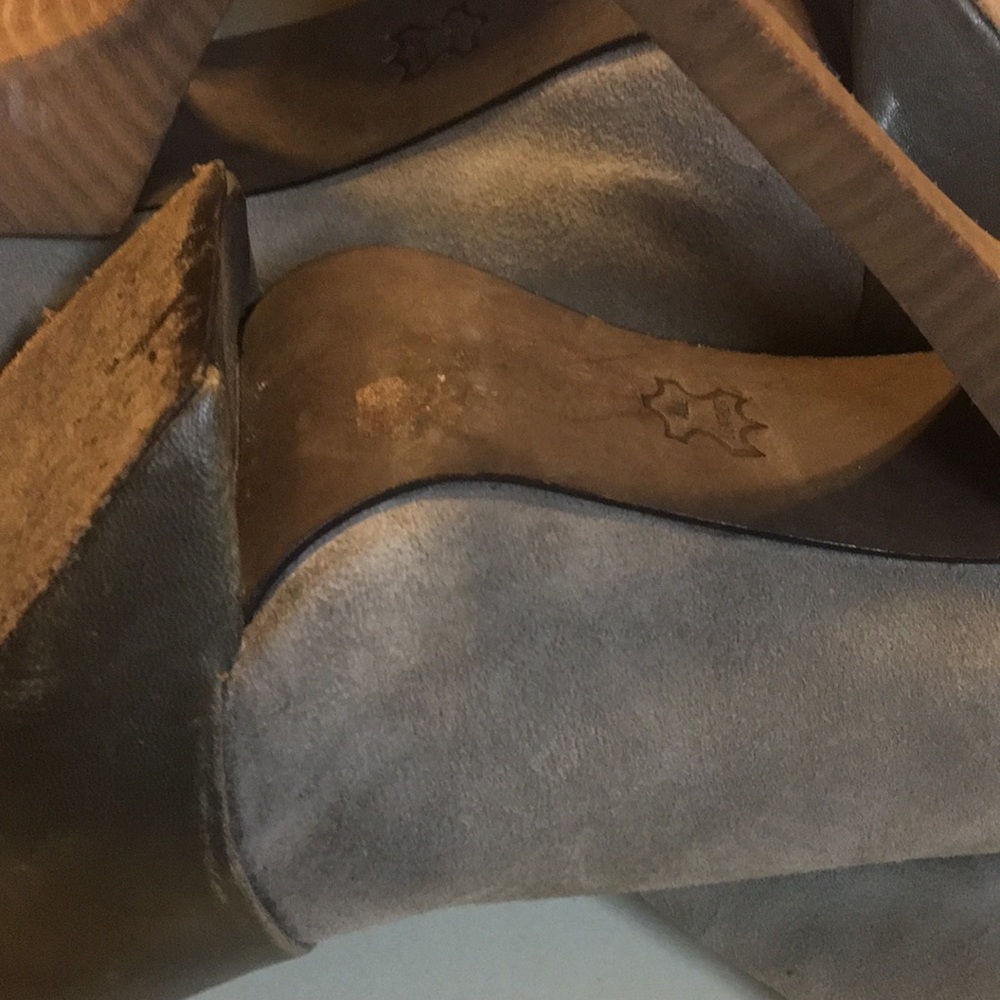 Shoes - Picture 4 of 5